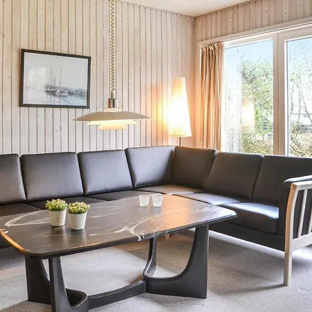 Nice In With Kitchen Holiday home Vejers Strand