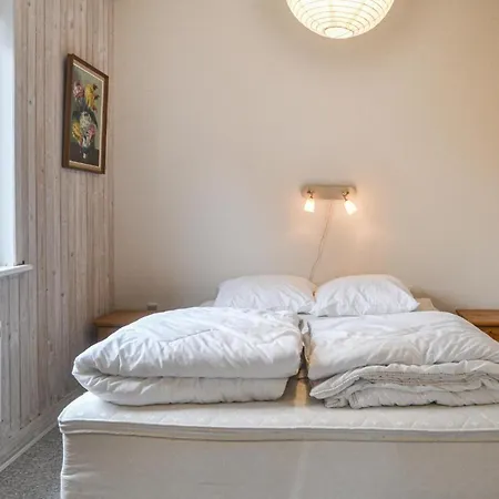 Holiday home Nice In With Kitchen